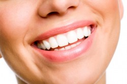 Dantų protezavimas atliekamas arba dėl funkcionalumo